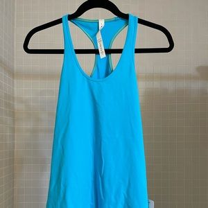 Lululemon cool racerback NWT SIXE 6 Blue